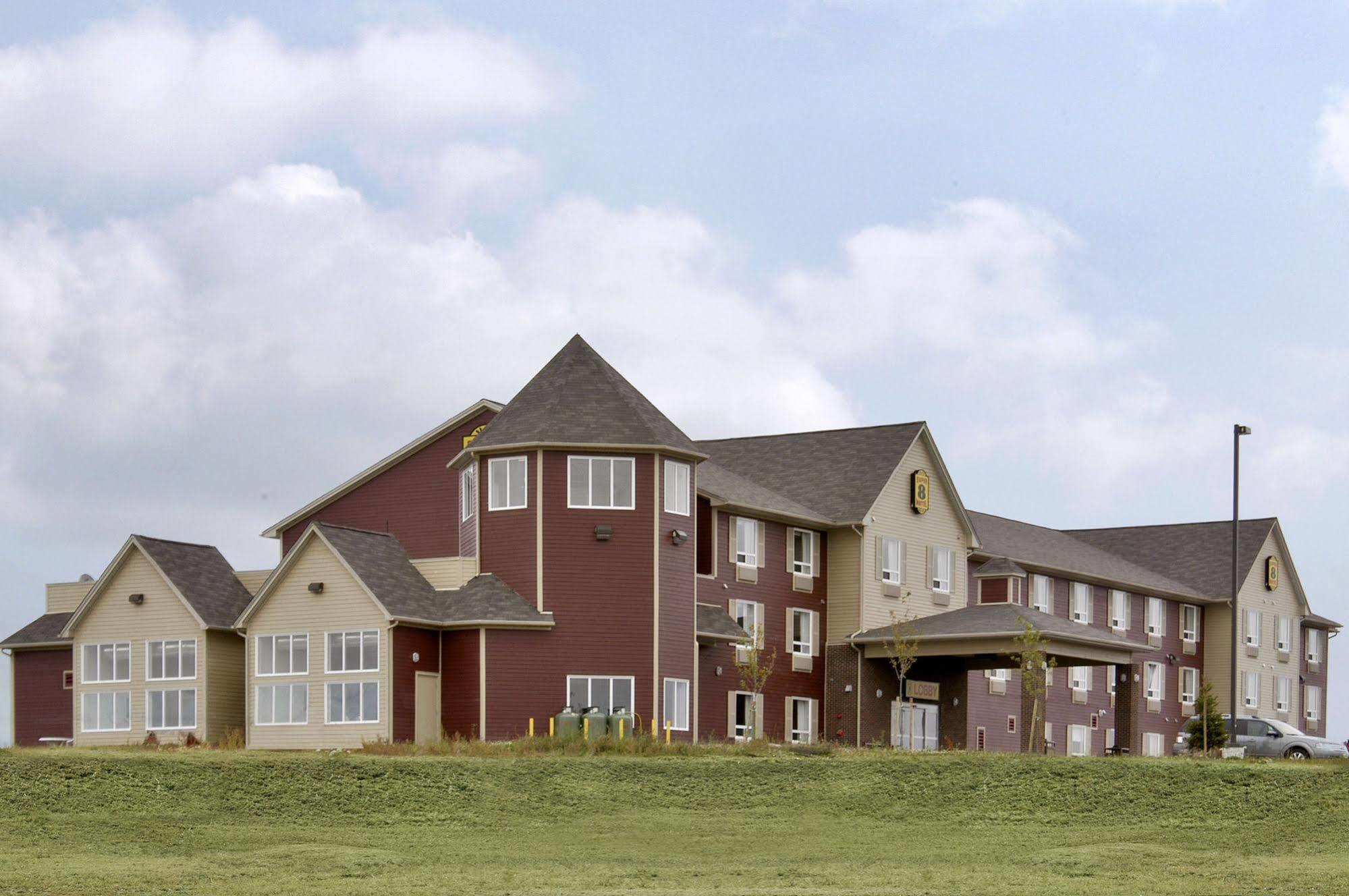 Hotel Super 8 By Wyndham Windsor Ns Esterno foto
